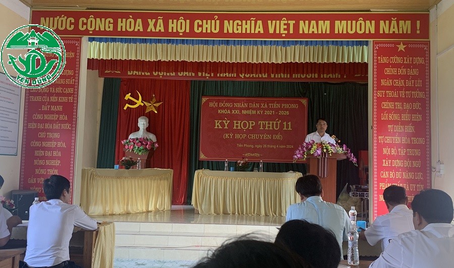 HĐND xã Tiền Phong tổ chức kỳ họp thứ mười một, khóa XXI kỳ họp chuyên đề.|https://canhthuy.yendung.bacgiang.gov.vn/chi-tiet-tin-tuc/-/asset_publisher/M0UUAFstbTMq/content/h-nd-xa-tien-phong-to-chuc-ky-hop-thu-muoi-mot-khoa-xxi-ky-hop-chuyen-e-/22815